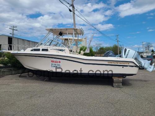 Grady White Voyager 248 Spesifikasjoner og anmeldelser